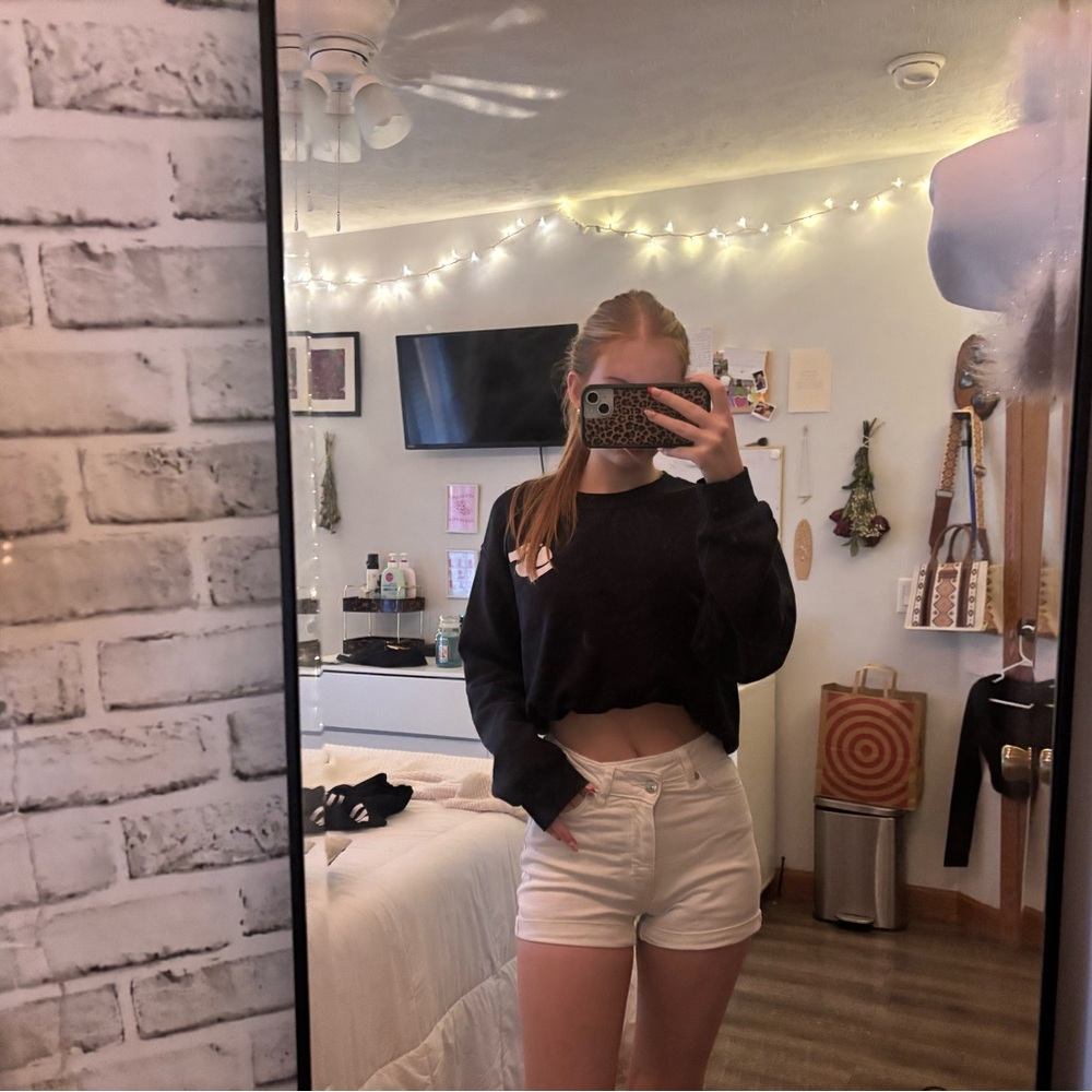 American Eagle Outfitters White Stretch Shorts